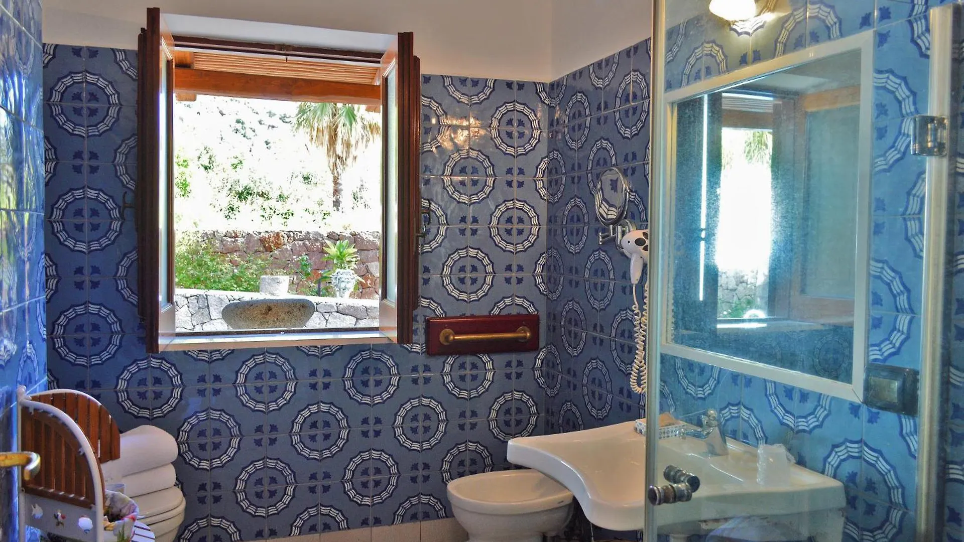 Hotel Oasi Panarea